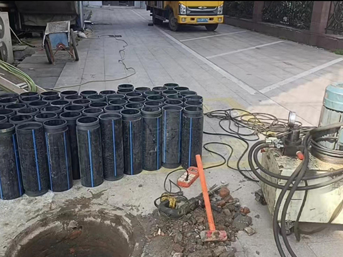 华州PE置换管厂家 DN315置换管 非开挖管短管置换